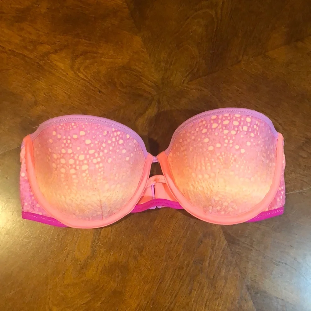 Victoria’s Secret Ombre Lace Strapless Bikini Top 32D - Picture 2 of 6